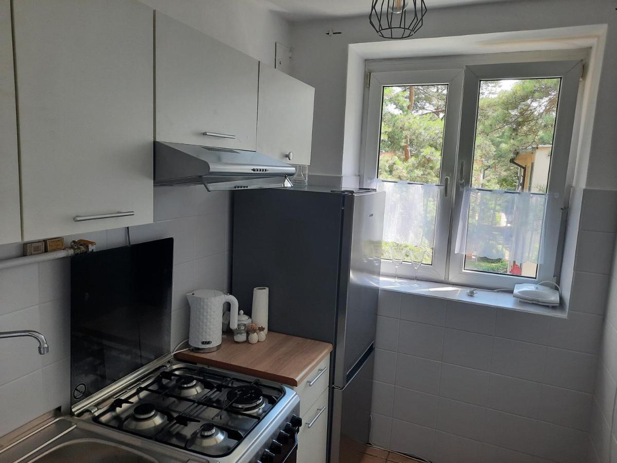 Apartament Zorzy Przy Instytucie Kardiologii Anin Varsóvia Exterior foto